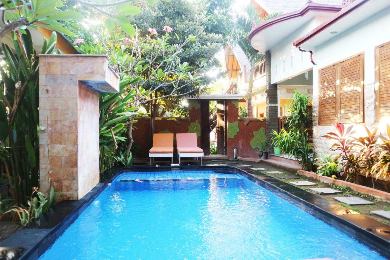 Susan Bungalow Gili Air Exterior photo